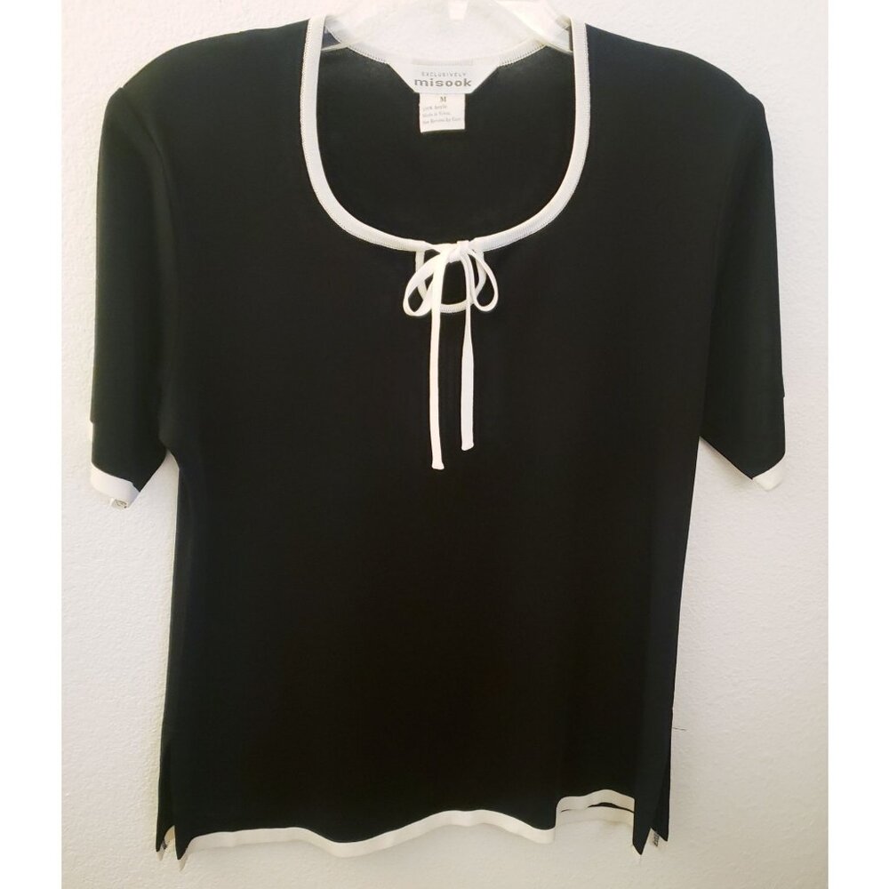 Exclusively Misook Feminine Sweet Scoop Neck White Trim Black Sweater Sz M EUC